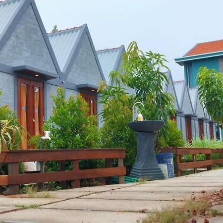 E2 Guest House Karimunjawa Dış mekan fotoğraf